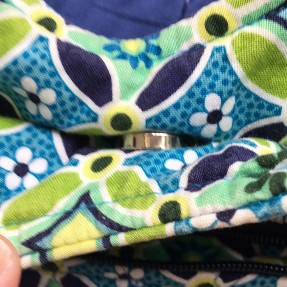 Vera Bradley purse - Picture 11 of 11